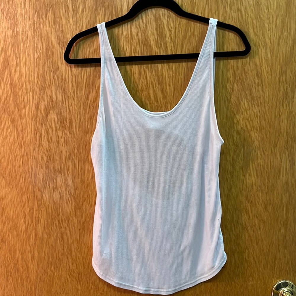 Alo yoga top
